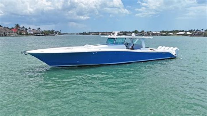 Where are hcb boats made?