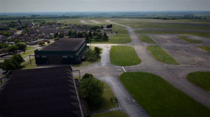 Where is scampton airfield?