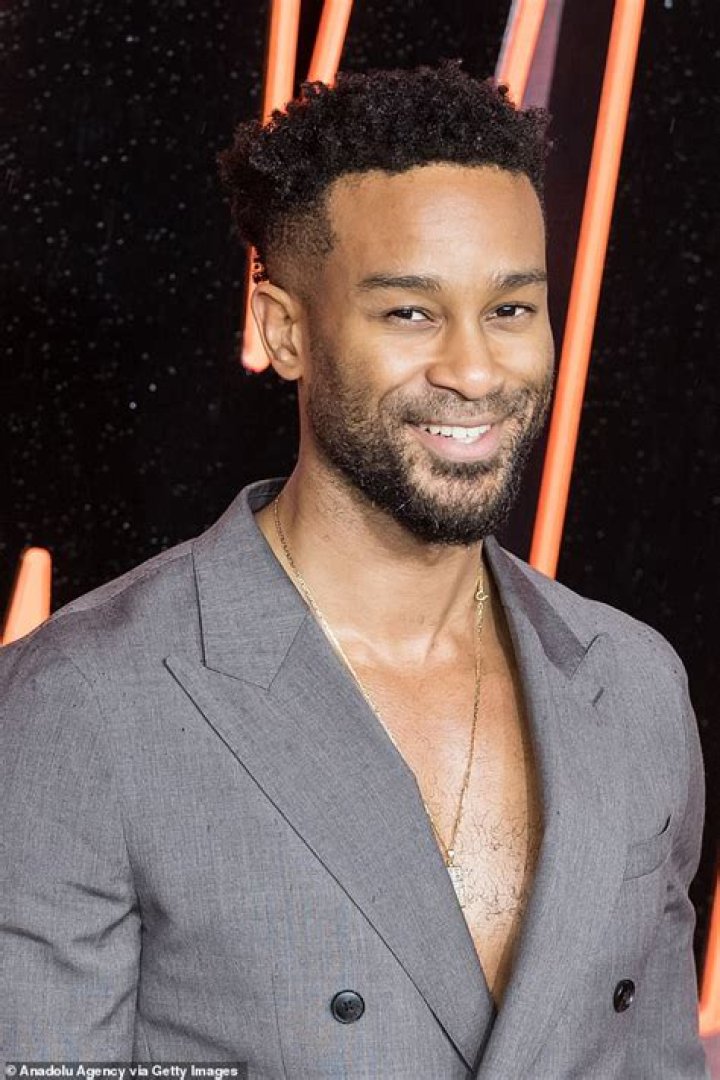 Where is teddy soares from love island from?