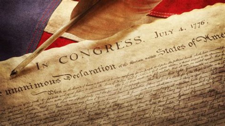 Which unalienable rights are included in the declaration of independence?