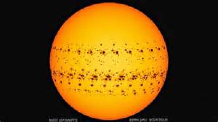 Who discovered sunspots on the sun?
