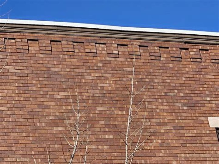 Who invented corbelled arch?