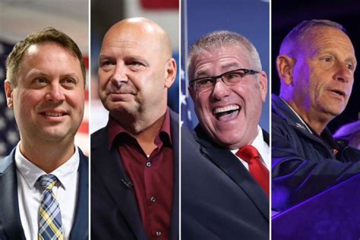 Who owns tribune news service?