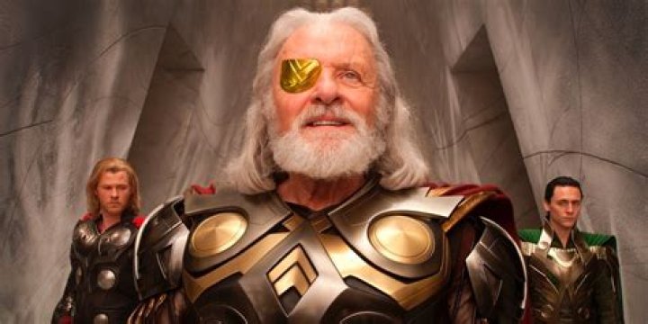 Who plays odin in thor?