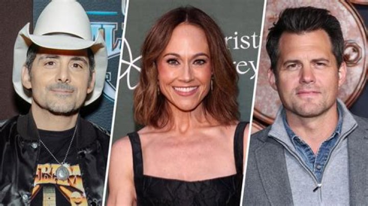 Who stars in hallmark's it was always you?