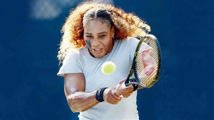 Who started grunting in tennis?