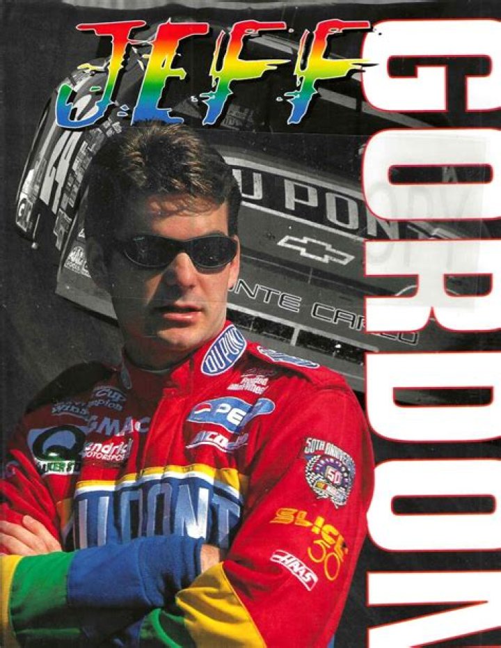 Whos replacing jeff gordon in the booth?
