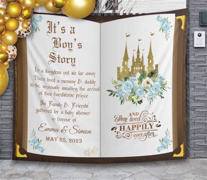 Why daedalus unhappy when the story begins?