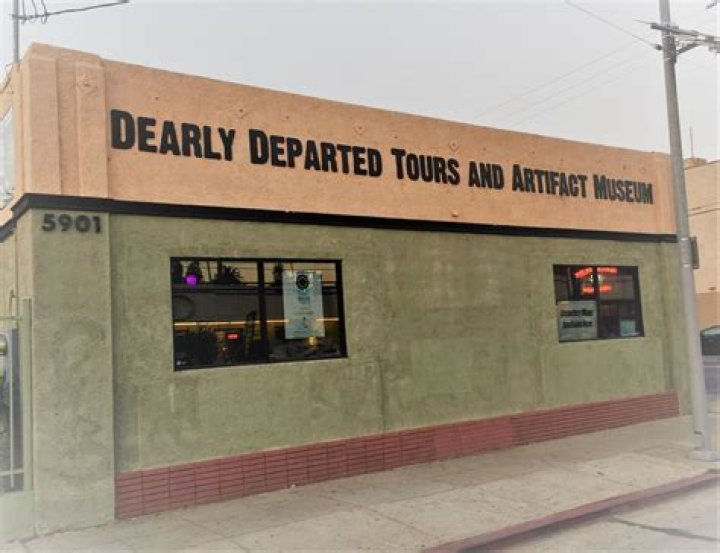 Why did dearly departed museum closing?