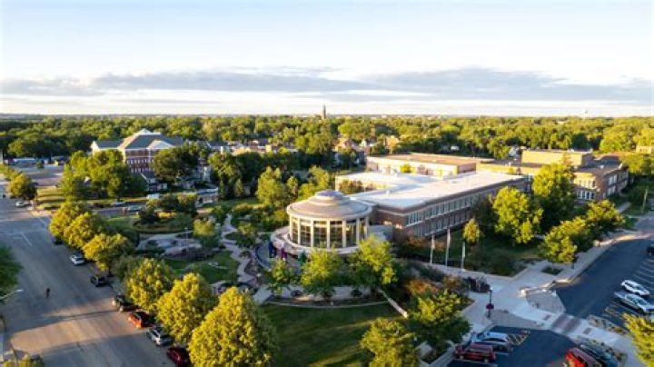 Why live in brookings oregon?