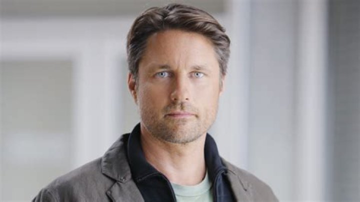 Why martin henderson left grey's anatomy?