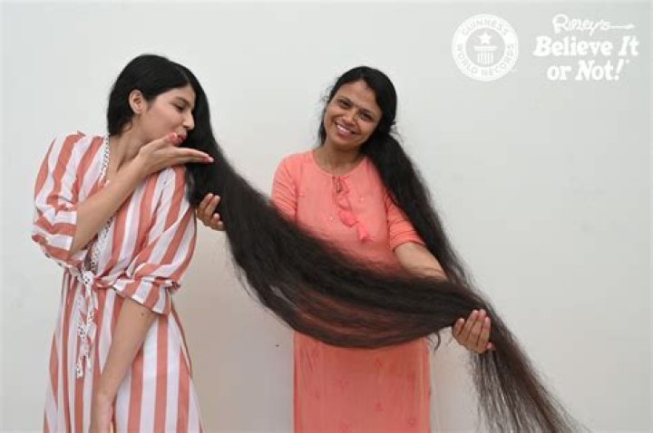 Why nilanshi patel cut her hair?
