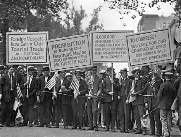 Why were prohibition in favor of the 16th amendment?