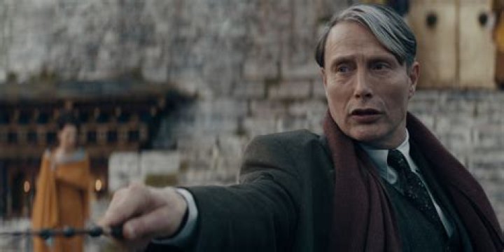 Will dumbledore fight grindelwald in fantastic beasts?