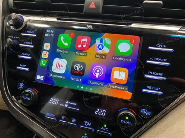 Will toyota retrofit apple carplay?